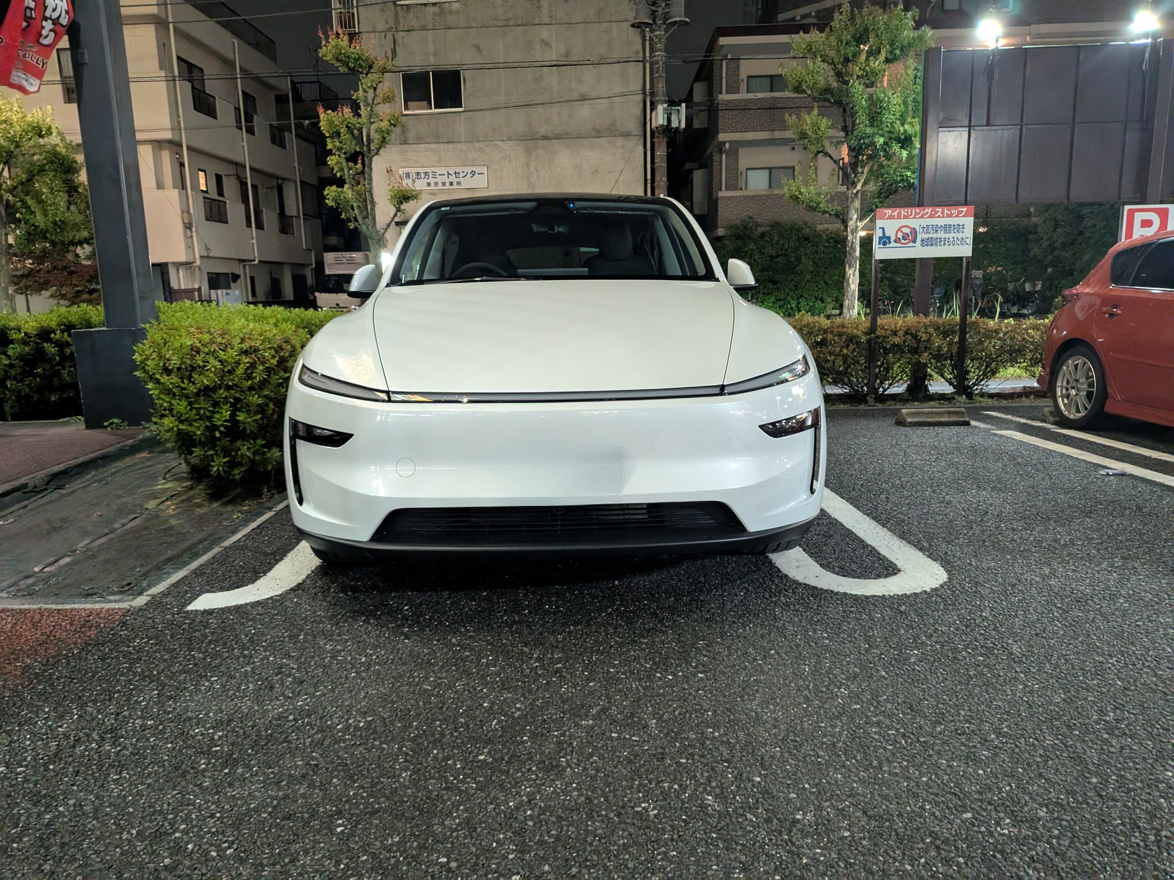 テスラ モデルY ジュニパー